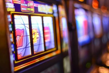 frecip123 mobile app interface showing live-dealer blackjack table on Android phone