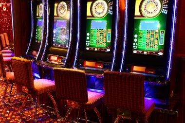 Mega Sevens roulette wheel spinning on frecip123 mobile app with bet slip visible